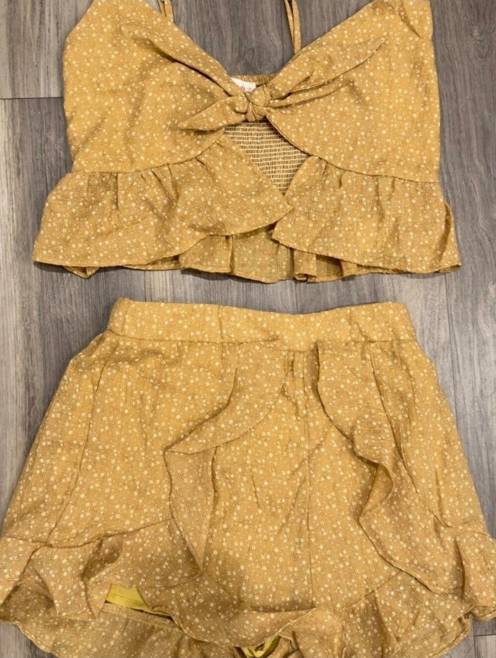 American Threads Yellow Two Piece Flutter Shorts And Crop- Small